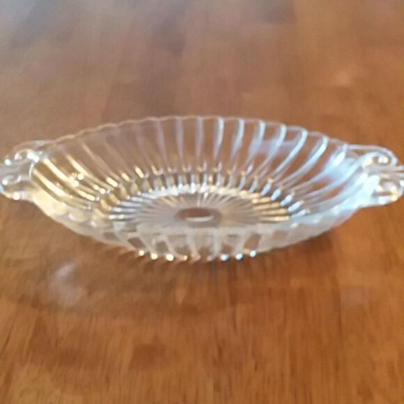 Vintage pressed glass relish or candy dish. - Picture 2 of 6